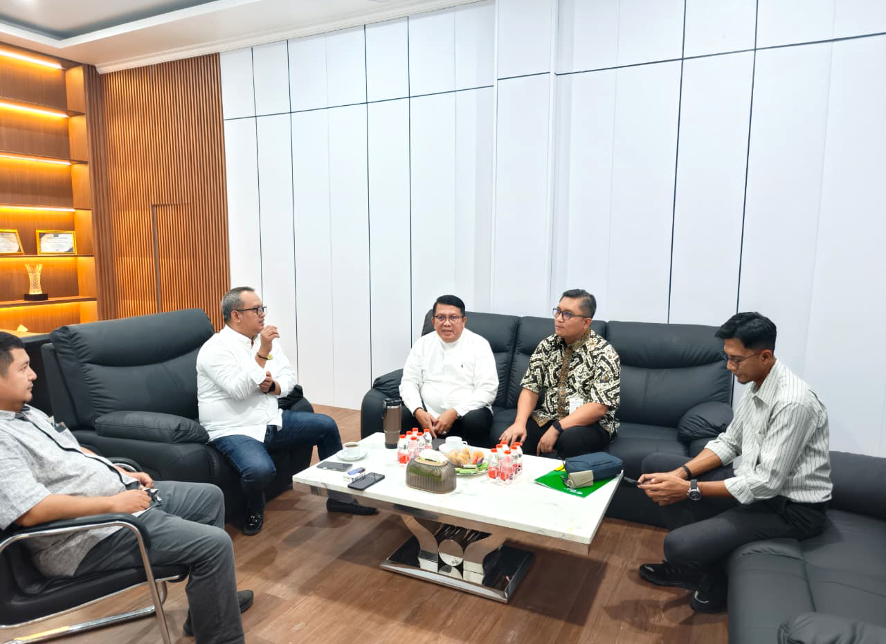 Audiensi Kapala BPJS TK dan Tim dengan Ketua KADIN Baru dan Ketua APINDO Kab Bogor di Ruang Ketua Kadin